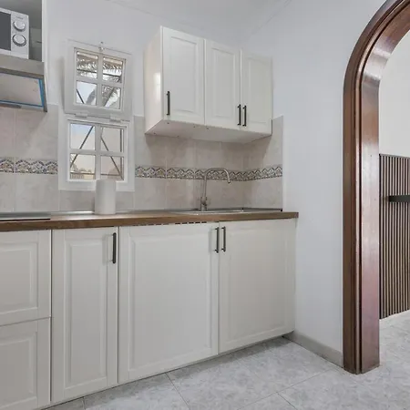 Apartment Santa Ursula 21 *